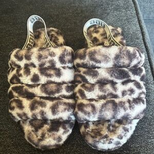 UGG Leopard-Print Fluff Yea Slippers in Gray & Black